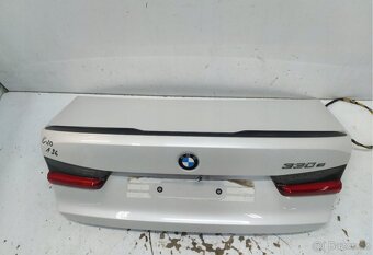 BMW G20 330e KOMPLETNÍ ZADNÍ VIKO - 5