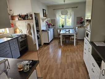 Dvougenerační dům na pozemku 1750 m2, Ládví - Kamenice - 5