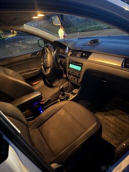 Skoda rapid 1.6TDI 66kw - 5