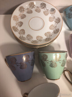 sada 6 hrnečků a talířků - 5