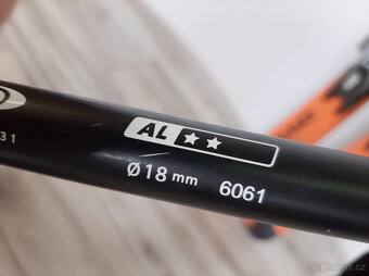 Lyže HEAD 156cm, R12,3m. Salomone hole 6061- 18 mm - 5