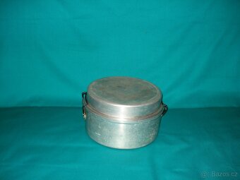 Starší kempingová souprava - 5