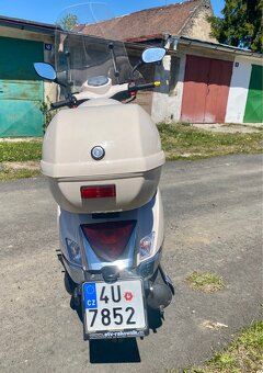 Skůtr 125 - 5