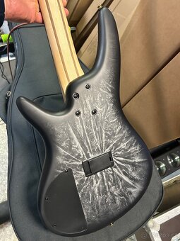 Ibanez baskytary 4 a 5ti strunné MM kvalitní kusy, záruka - 5