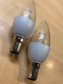 Ozdobné LED žárovky svíčky, patice b22 - 5