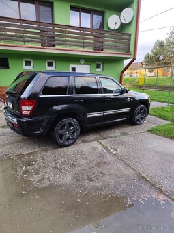 Jeep Grand Cherokee srt8 - 5