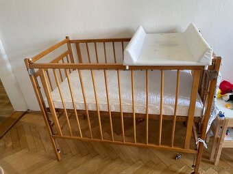 True vintage dřevěná postýlka - 5