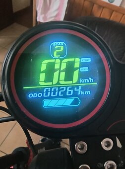Elektrická koloběžka Kugoo Kirin M4 - až 43 km/h - 5