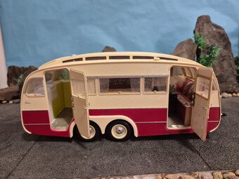 Prodám model Karavanu 1:18 Hénon 1965 - 5