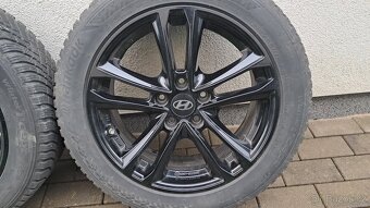 Prodám original zimní alukola Hyundai 215 55 17 5x114.3 - 5