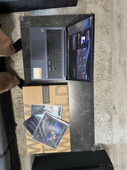 Asus Vivobook 16", 4K OLED displej, TOP stav - 5