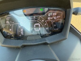 Aprilia SR 125 GT rv:2022/3 lehce havarovaný pojízdný - 5