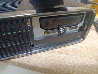 Xbox 360 s Čipem + Kinect +hry - 5