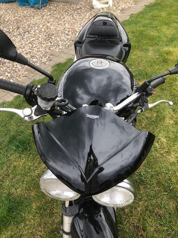 Triumph speed Triple 955I - 5