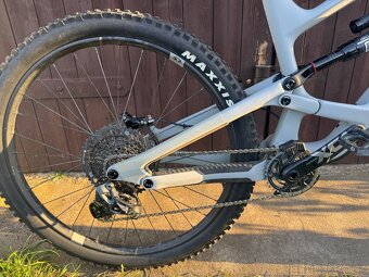 Celoodpruzene horske karbonove kolo velikost XXL - 5