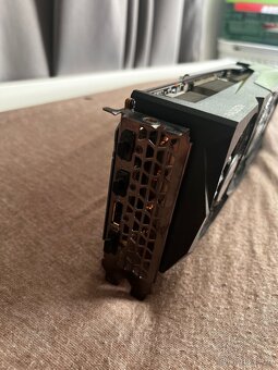 RX 6800 Grafická karta Gigabyte 16GB - 5
