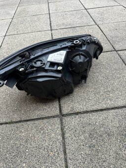 Přední levé světlo e60/61 dynamic xenon LCI - 5