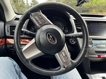 Subaru Outback 3.6R H6 v nejvyšší výbavě - 5