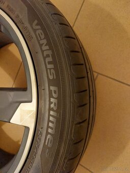 letní sada 18" disky 5×114,3 pneu 235/45/18 - 5
