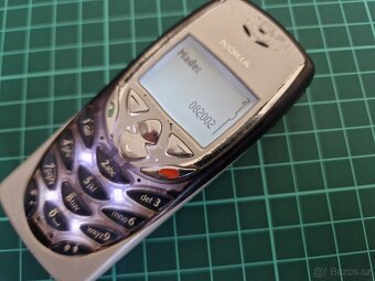 Nokia 8310 - 5