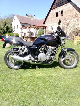 MV Agusta Brutale 910 a Honda CB 1000 super four big one - 5