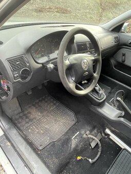 Golf 4 rv99 1,4 16v - 5