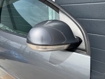 Dveře VW Golf V Hatchback pravé přední, kód barvy LA7T - 5