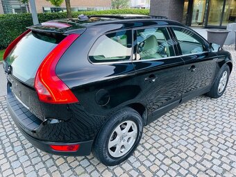 Volvo XC60 2.4 D5 AUTOMAT KAMERA GEARTRONIC VÝHŘEV SERVISKA - 5