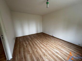 Nabízíme pronájem bytové jednotky 1+1, v ulici Kyjická, Chom - 5