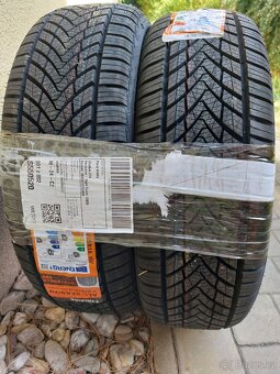 Prodám nové PNEU 4x celoroční 215/65 R16 98V - 5