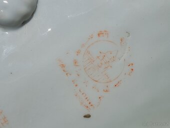 Sousoší - porcelán - postavy mnichů a ryby - 5