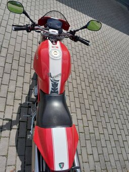 Ducati monster 750 - 5