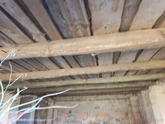 Prodám trámy ze staré stodoly. - 5