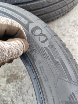 Barum Bravuris 5 215/50 R17 95Y, 5,5 mm,DOT3918,cena za 2 ks - 5