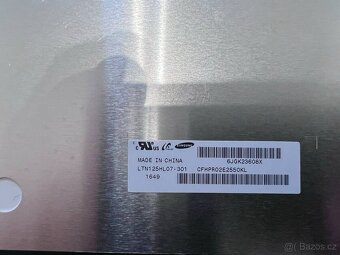 Predám obrazovku do notebooku 12,5"LED SLIM display 30pin - 5