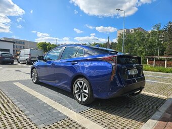 Toyota Prius IV 2016 - 5