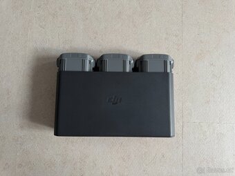 DJI Air 3 Fly More Combo - 5