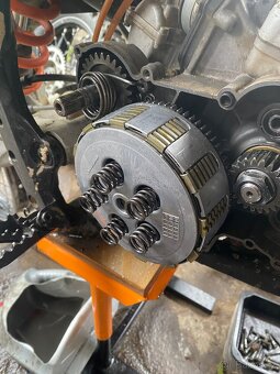 Ktm 125 2009 výměna - 5