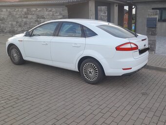 Ford mondeo mk4 2.0 tdci 103kw R.v 2010 - 5