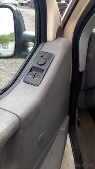 Prodám dělníka VW T4 2.5tdi Long r.v 2000 nová STK - 5