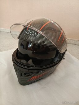 Výklopná helma - 5