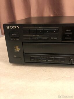 Sony  PRODANO. - 5