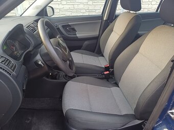 Benzínová Škoda Fabia...1.4 FACELIFT - 5