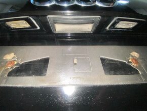 Páté dveře černá metalíza LY9B Audi A4 B8 8K Avant 2009 - 5