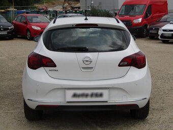 Opel Astra 1.6 i , 85 kW benzín, 2014 - 5