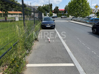 Praha Uhříněves, pronájem parkovacího stání 13 m2, okr. Prah - 5