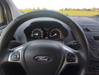 Ford Tourneo Courier - 5