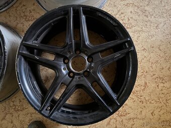 Originální dvourozměrné kola Mercedes Benz AMG R18 - 5