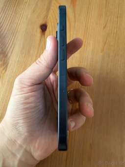 Apple iPhone 15pro 256 GB modrý titan - 5