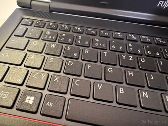 Fujitsu Lifebook E559 -repas, záruka 2roky, Win11 (ečK2518) - 5